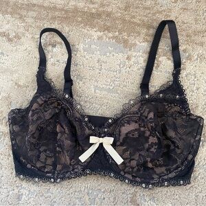 Victoria’s Secret Vintage Black Lace Semi Sheer Bra Unlined Full Coverage: 34DD